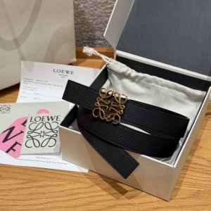 New Women's Belt Ewe Classic Logo Belt, Highly Practical Smooth Calfskin Reversi