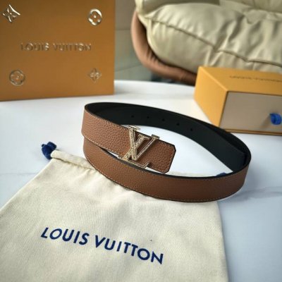 Original packaging. This season's new L0Uis Vuitt0N women's belt is 30mm wide an