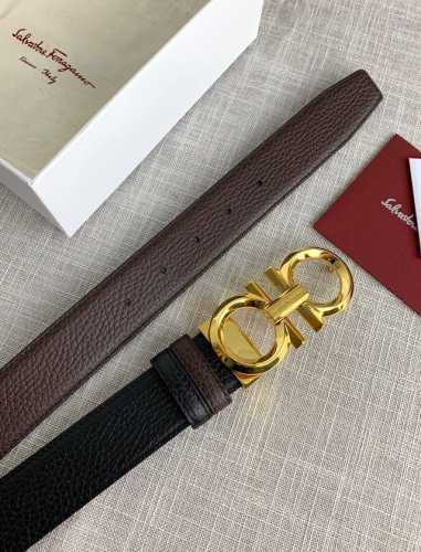 Comes with full packaging. Ferragamo L reversible adjustable leather belt with g