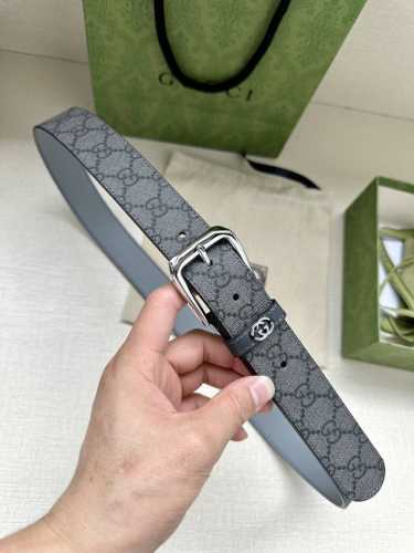 width3.5Cmgucci Gg Supreme Canvas Is Reinvented In New Ways Each Season, And