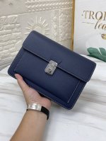 Out of stock! New H-brand essential casual clutches are now available on the of