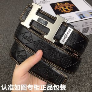 in a high-profile manner, match it with trousers and jeans, never fade, and the