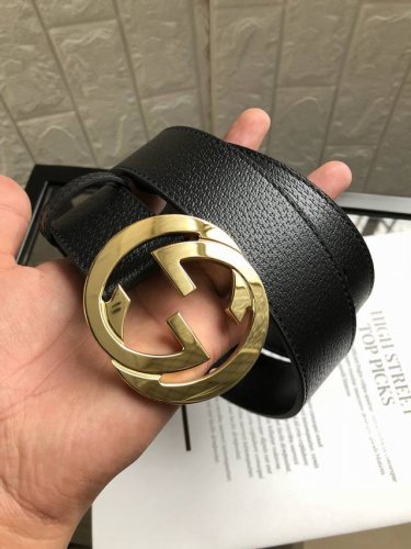 Comes with a full set of boutique gift box packaging. Gucci: Original single-la