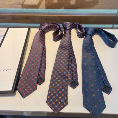 G's new Gg logo printed tie for men, rare and classic small G logo jacquard, ide