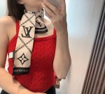 New arrival, Lv's main double-layer silk headband. Mixed counters, come to VIP