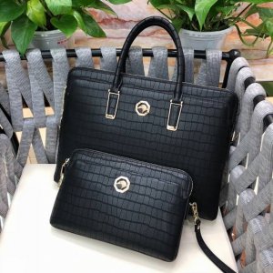 New arrival! Combination lock original single-handed bag. Classic counter model