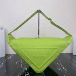 The top-tier, original canvas large triangle bag 2Vy007, the hottest online bag