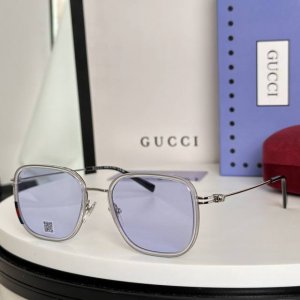 Gucc* Model: Gg1851O Size: 51 ports 20-145