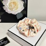 Special order with full packaging Chanel Chanel popular palace style silk hair b