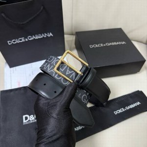Dg, width 4.0Cm Dolce&Gabbana's new calfskin belt is full of capable attitude. T