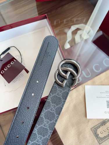 Gucci's iconic Gg pattern continues to add flair to leather accessories, offerin