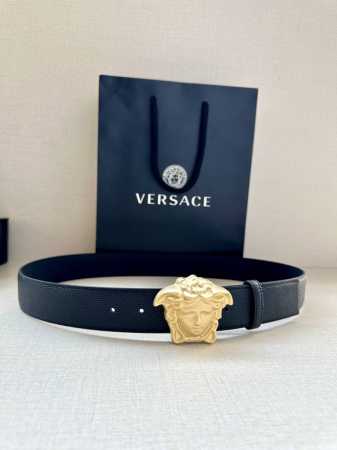 Width 4.0 Cm Versace This Soft Leather Belt Features A 3D Medusa Waist Belt Buck - Click Image to Close