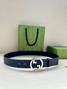 Width 3.8 Cm Gucci This Reversible Belt Seamlessly Blends Gg Supreme Canvas With