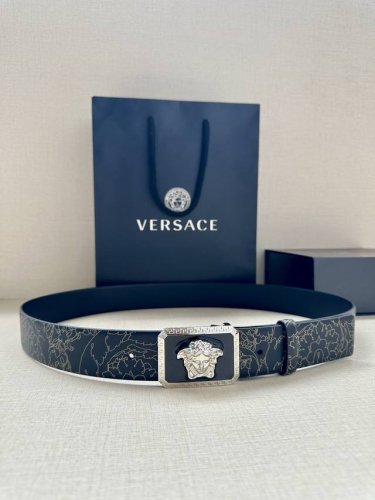 4.0cm wide Versace leather belt with a three-dimensional La Medusa double-sided