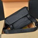 Louisvuitton Lv cowhide messenger bag Voyage handbag flap shoulder bag large cap