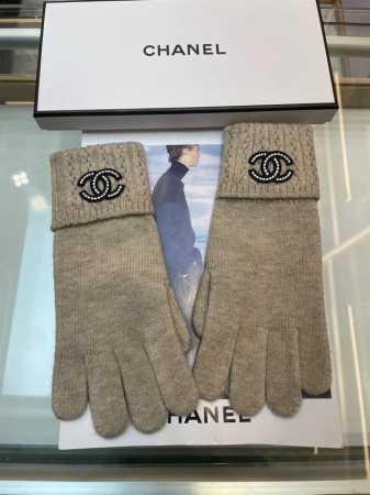 Chanel Fall/Winter Fingerless Cashmere Gloves, Candy Solid Color Series. A hot t - Click Image to Close