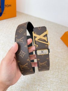 Product Name: Louis Vuitton Belt - Original Single Belt Model: Hook, Classic Pur