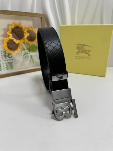 Product Name: Burberry Original Material: Original Cowhide Belt 100% First Layer