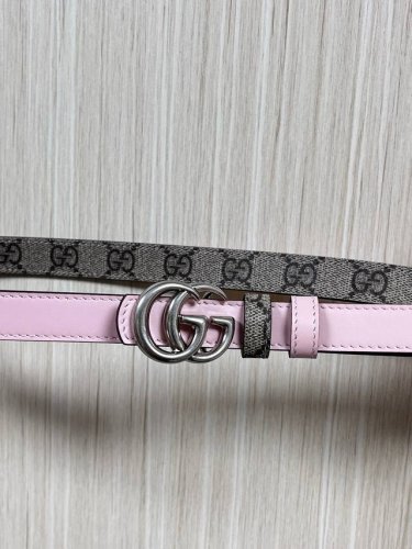 The Fall/Winter 2025 collection reinterprets the distinctive Gg Marmont series.