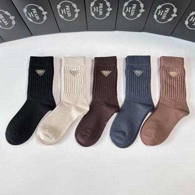 Special Packaging Prada New Cashmere Embroidered Mid-Length Slouch Socks! Five p
