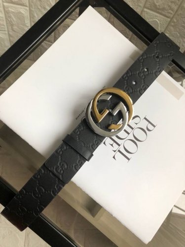 Gucci: Original single-layer cowhide with G-side embossed, plain-grain cowhide