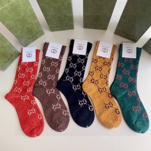 Specially packaged Gucci new style gold-threaded mid-length slouch socks! Five p