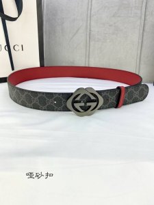 Width 4.0Cm Gucci Double-Sided Belt With Gg Supreme Canvas On One Side And Burgu