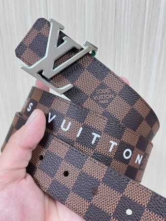 4.0 New seasonal style, featuring a human head print with small English letters, - Click Image to Close