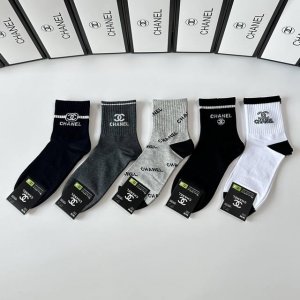 Specially packaged Chanel new mid-length slouch socks! Five pairs per box, same