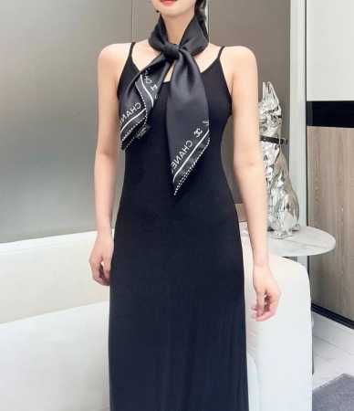 Hot item - Size: 90.X90cm 100% twill silk Exquisite heavy hand-curled edges, fas - Click Image to Close