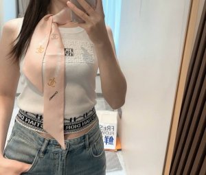 Two-color small pearls in stock! Chanel headband ribbon style! Can be used as a