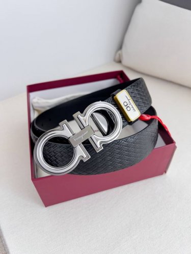 Product Name: Ferragamo belt. Ferragamo belt original Model: Buckle, classic buc