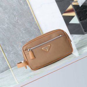 Top-quality original! Model 819 in the latest cork beige. This practical and st