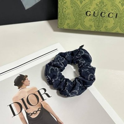 Special packaging Gucci Gucci classic flower hair band looks great on your head
