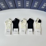 Special packaging from the official store! Dior's new mid-calf socks, slouch soc