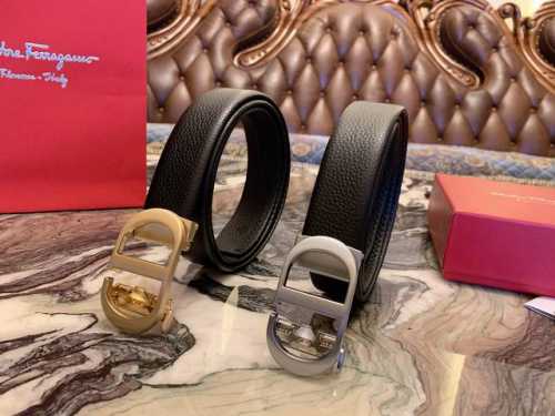 Dior's latest automatic buckle top-grain cowhide with a lychee pattern is a hit