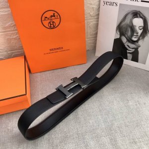 Comes with a full set of boutique gift box packaging. Hermes men's premium Ddd.