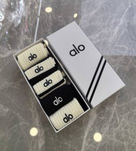 Special Packaging Alo New Double Needle Embroidery Mid-Length Slouch Socks! Five