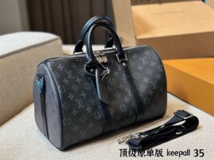 Top-quality, original leather Stylish for men and cool for women! Lv Keepall 35