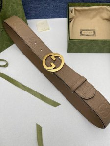 Brand Gucci Description Made of premium Gucci Signature leather, with a thick to