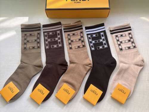 Fendi Ff new arrival long socks, one box contains five pairs. Super classic doub