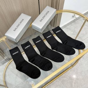 Five pairs of Balenciaga high-quality socks in one box with packaging~ Absolute