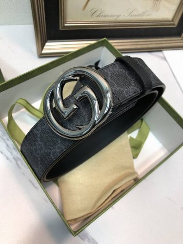 Comes With A Full Set Of Packaging And Gift Box. Gucci: Original Fabric, Lined W