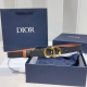Christian Dior 30 Montaigne Reversible Belt. Made with palm-textured, flat-grai
