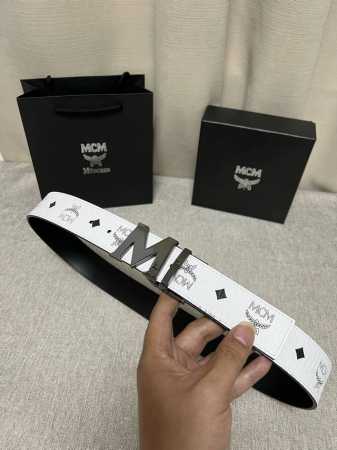 Mcm: This Claus reversible belt features the iconic Visetos patterned canvas on - Click Image to Close