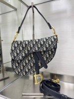 Large Saddle Bag with Shoulder Strap: The king of kings, this classic saddle bag