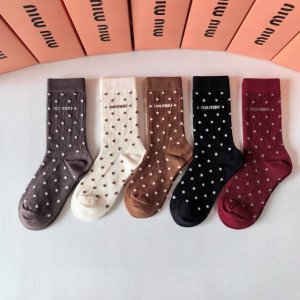 Special Packaging Miumiu New Cashmere Mid-Length Slouch Socks! Five pairs per bo
