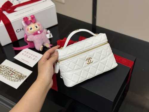 with folding box airplane box Size: 19.12cm Chanel lunch box Hobo also known as