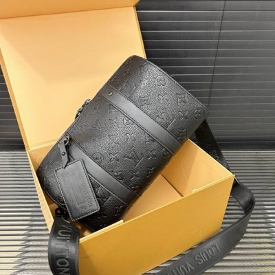 Louisvuitton Lv City Keepall cylindrical shoulder bag handbag couple's crossbody