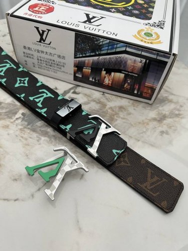 Product Name: Louis Vuitton Original Belt Material: 100% Top Layer Cowhide Leath